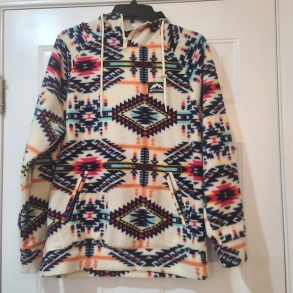 Massive Outdoor Jacket size small - Picture 1 of 13